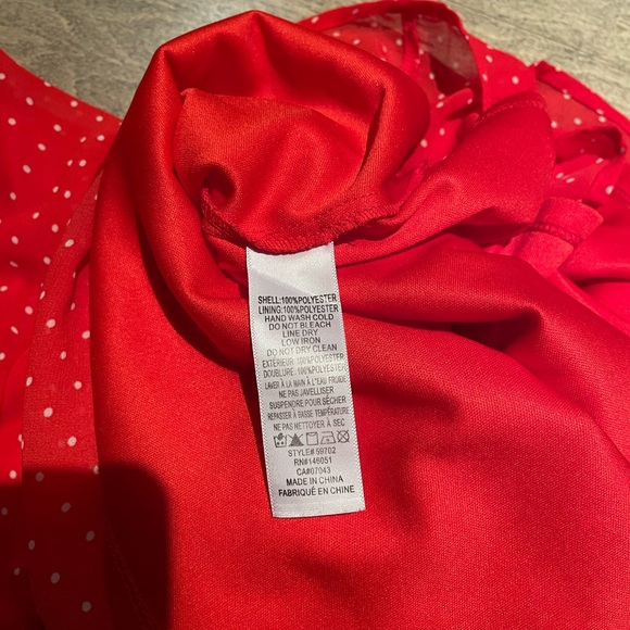 Monteau size small red and white polka dot dress - Picture 4 of 7